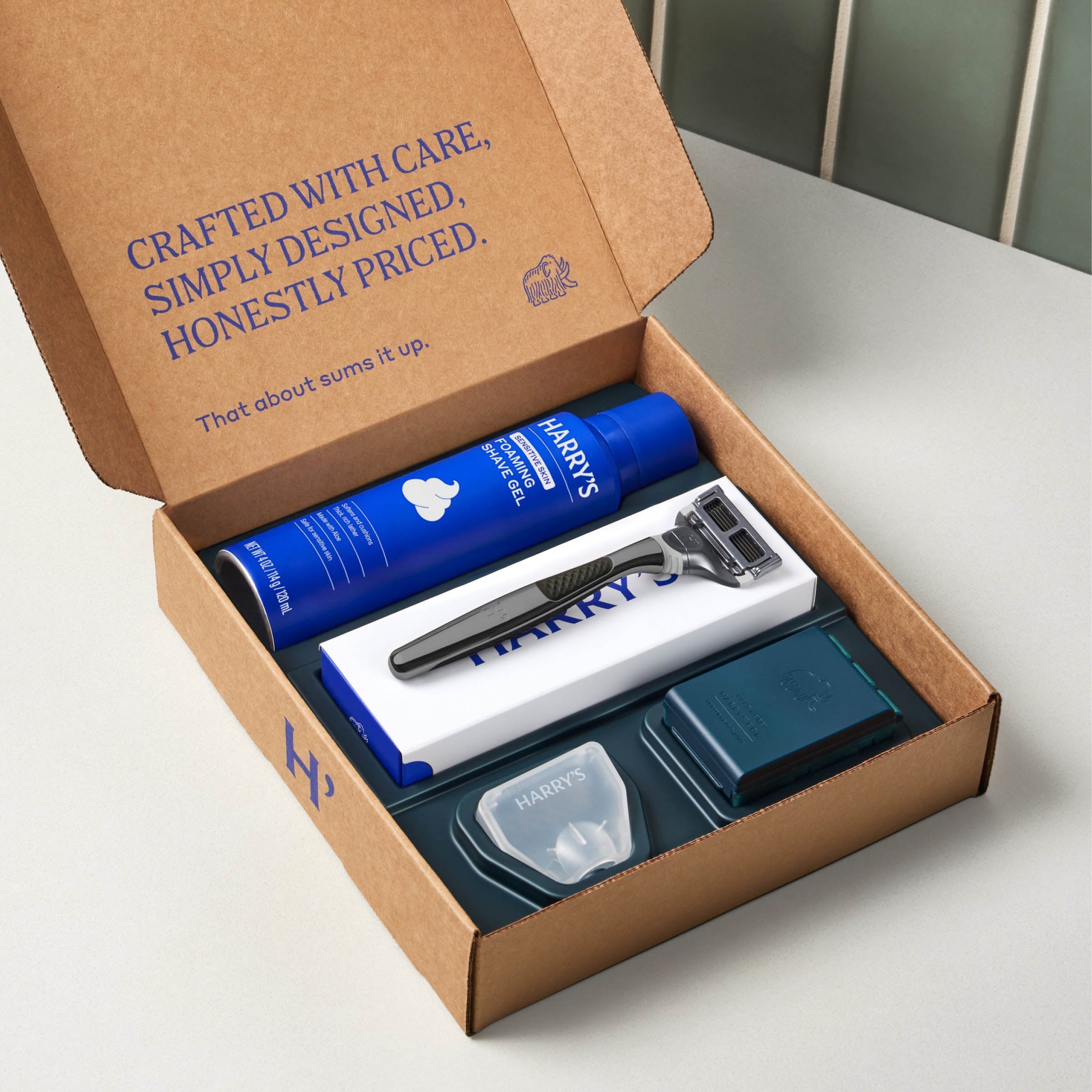 Harry's Original Chrome Shave Set / Chrome - Graphite / Shave Cream