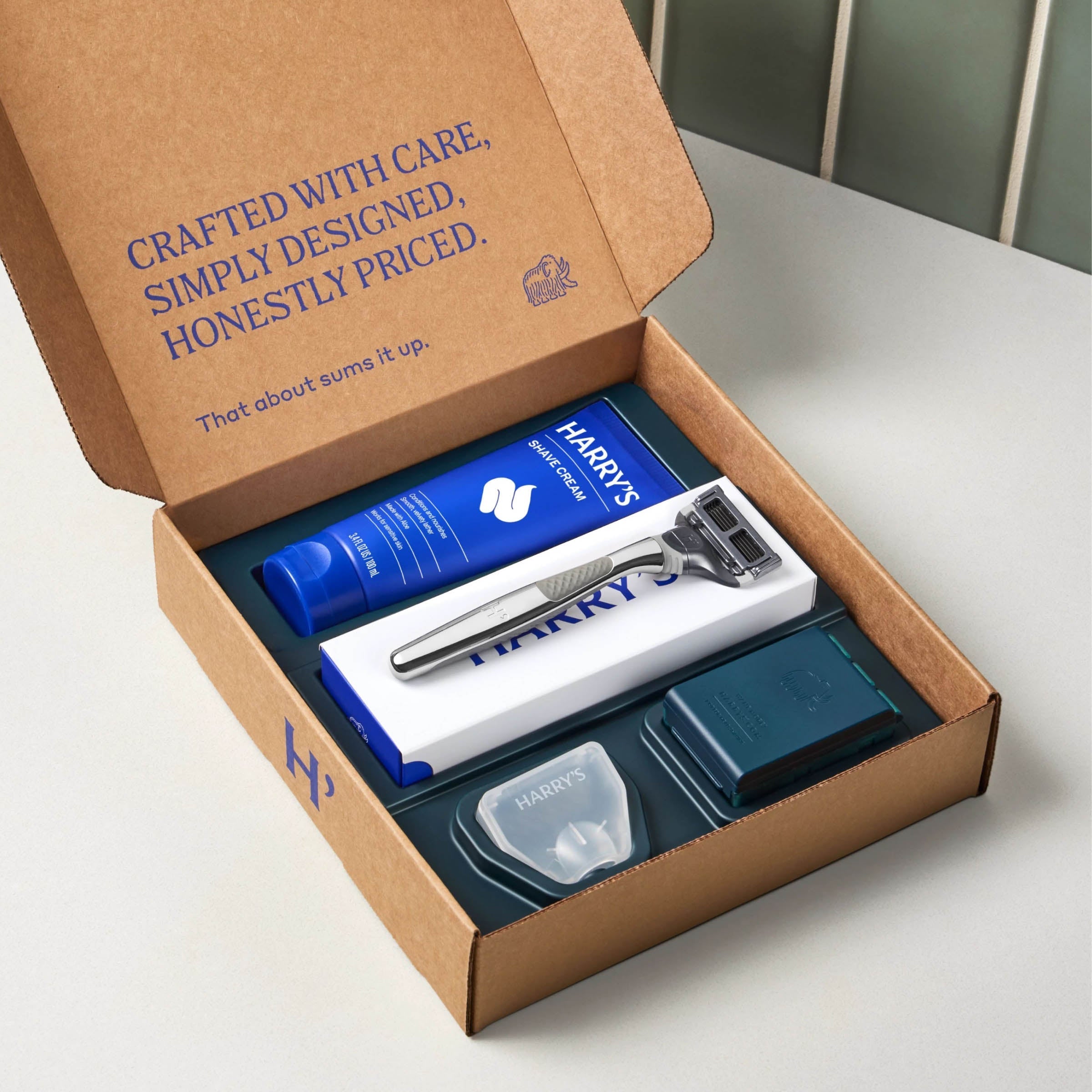 Harry's Original Chrome Shave Set / Chrome - Silver / Shave Cream