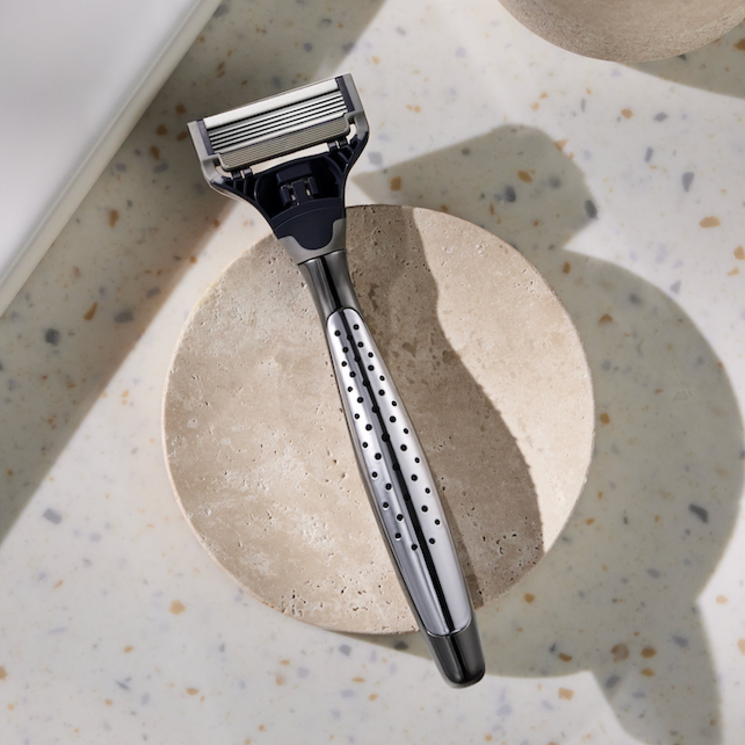 Harry's Chrome Handle / Chrome - Obsidian / Shave Cream