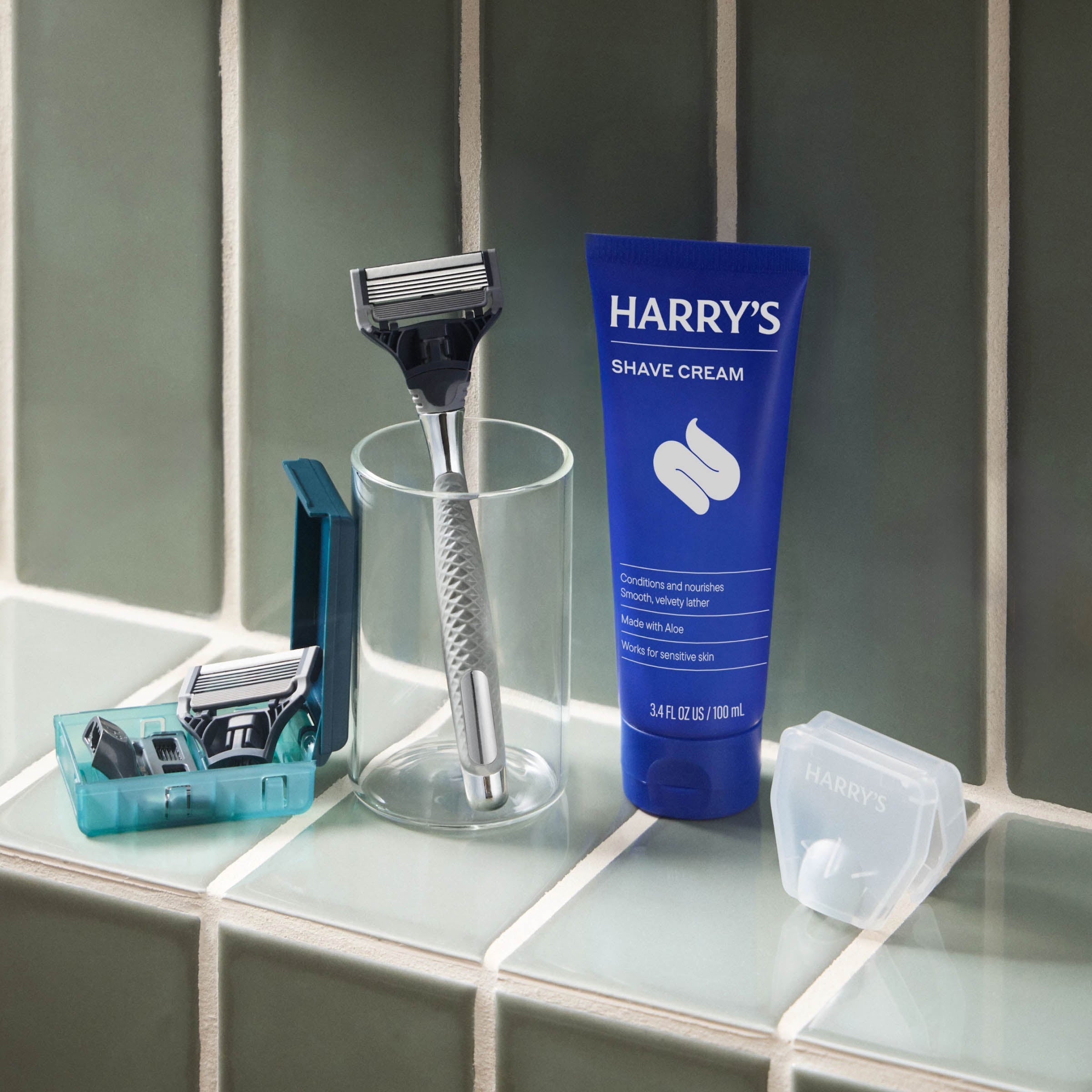 Harry's Original Chrome Shave Set / Chrome - Silver / Shave Cream